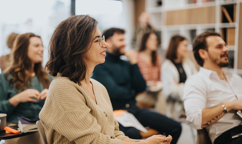 Idea powszechnej edukacji dwujęzycznej i jej realizacja poprzez Program Bilingual Future