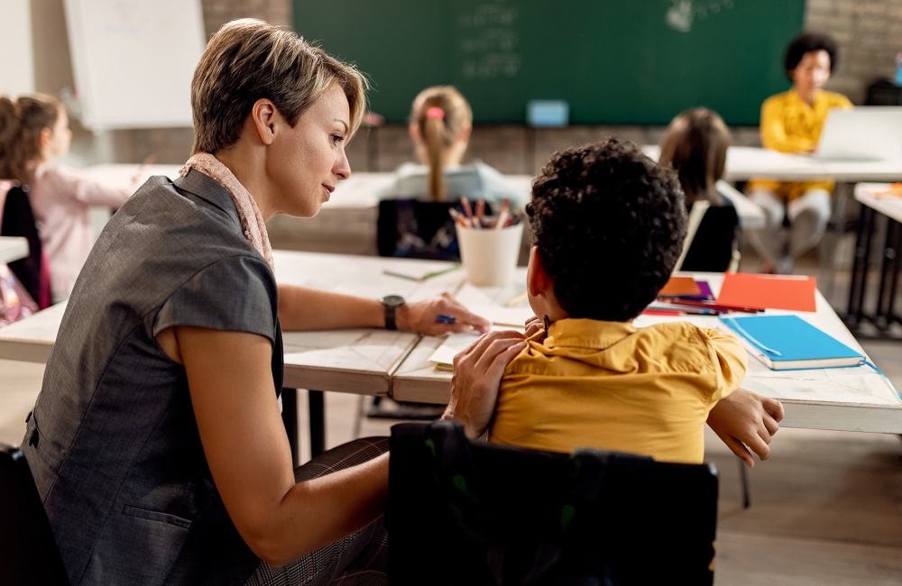 Innowacja pedagogiczna to klucz do wdrożenia efektywnej edukacji językowej!